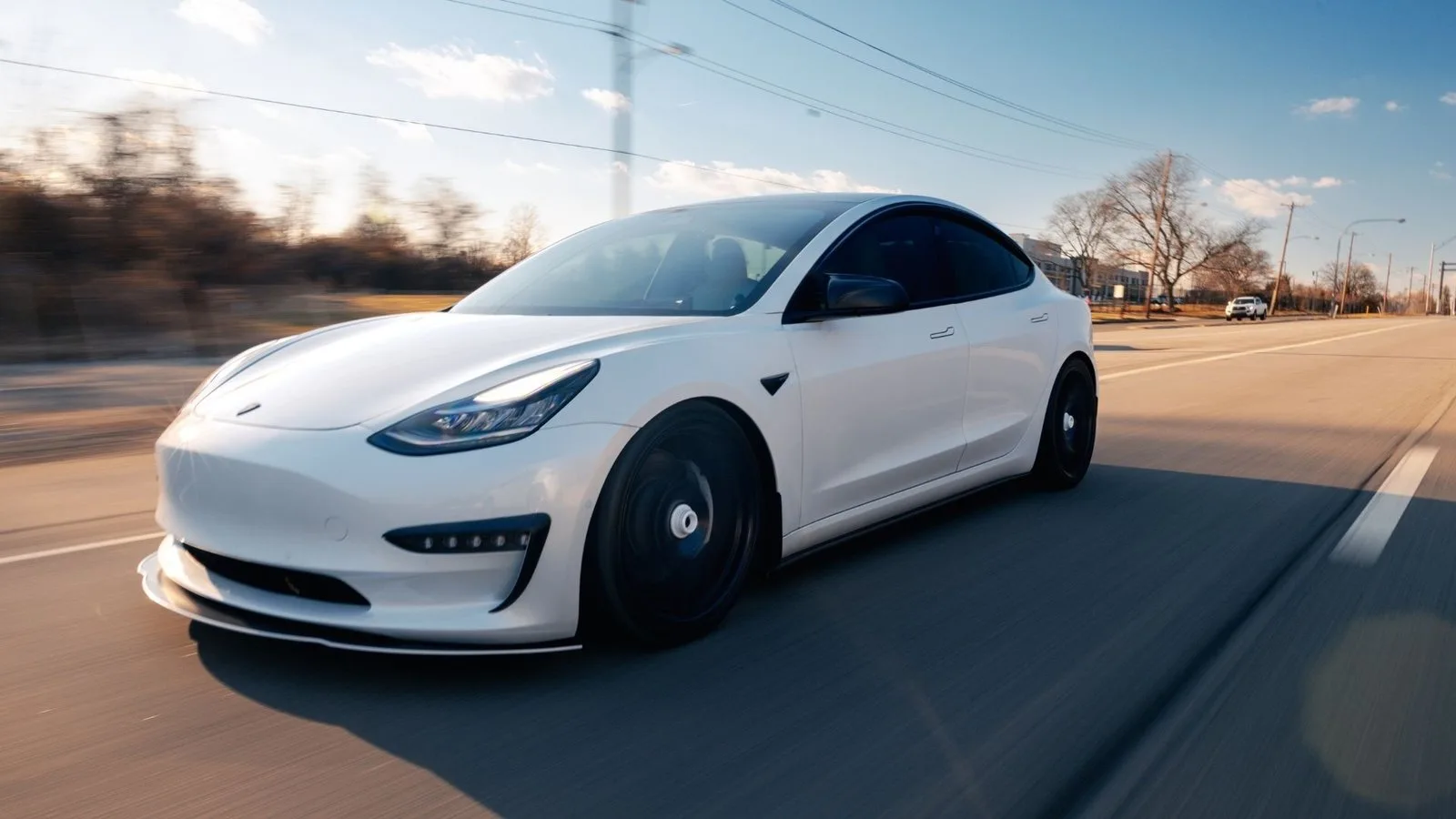Elon Musk Taking Tesla to Saudi Arabia Puts ‘Funding Secured’ Feud to Rest